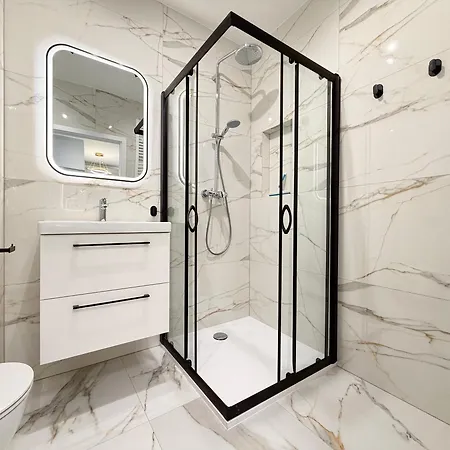 Pabianicka Serenity By Bookinghost شقة فروتسواف